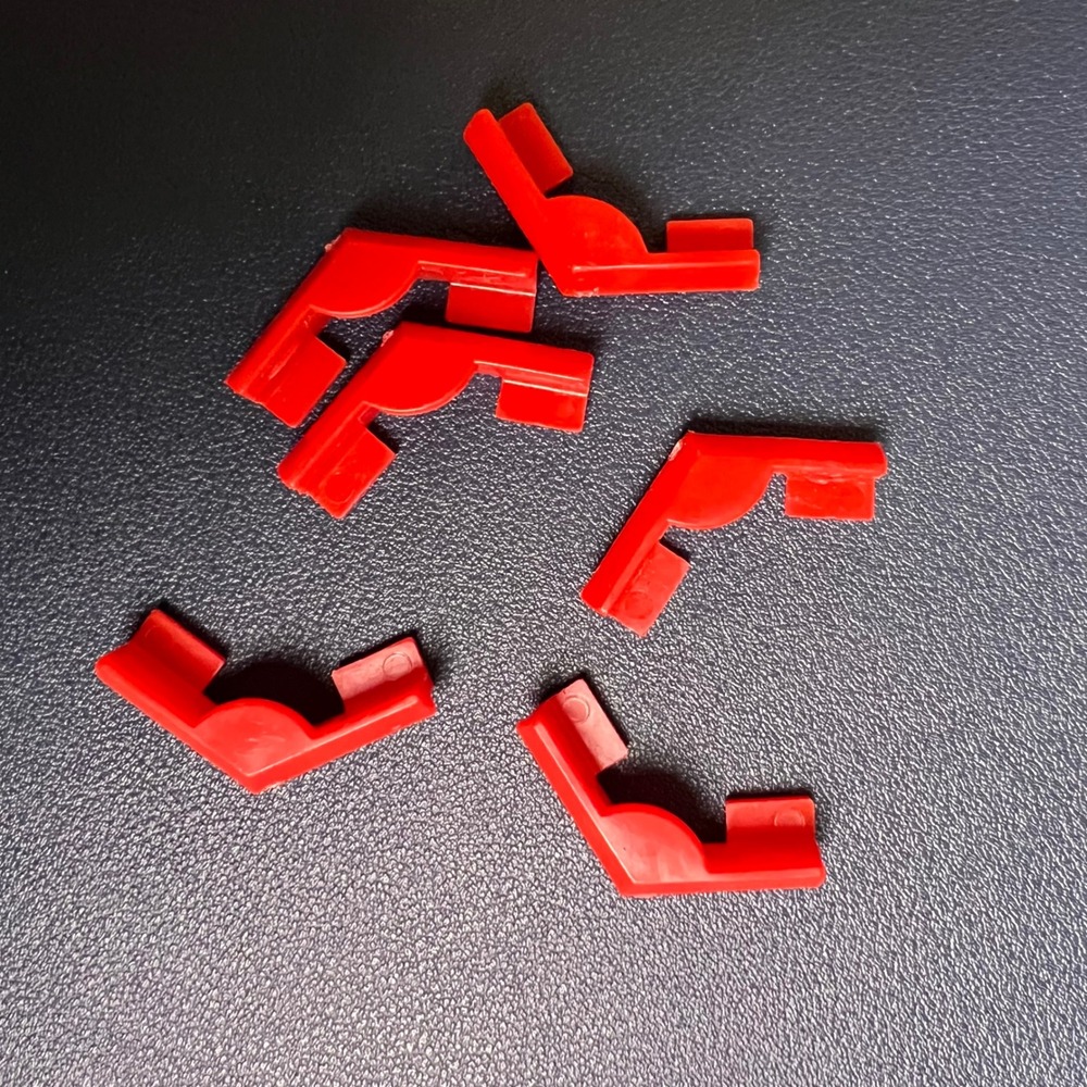 Star Trek Board Game Replacement Red Plastic Clips Set of 6 Vintage Excellent